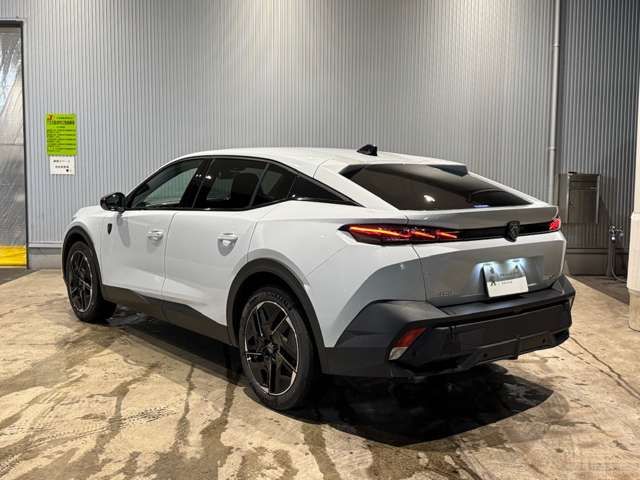 PEUGEOT PEUGEOT 408 2025