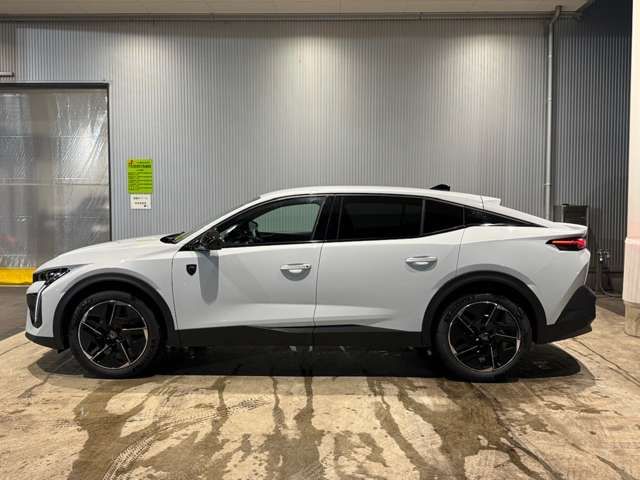 PEUGEOT PEUGEOT 408 2025