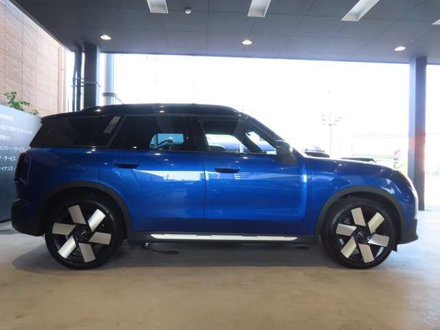 BMW MINI COUNTRYMAN 2024