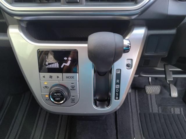 DAIHATSU CAST ACTIVA 2015