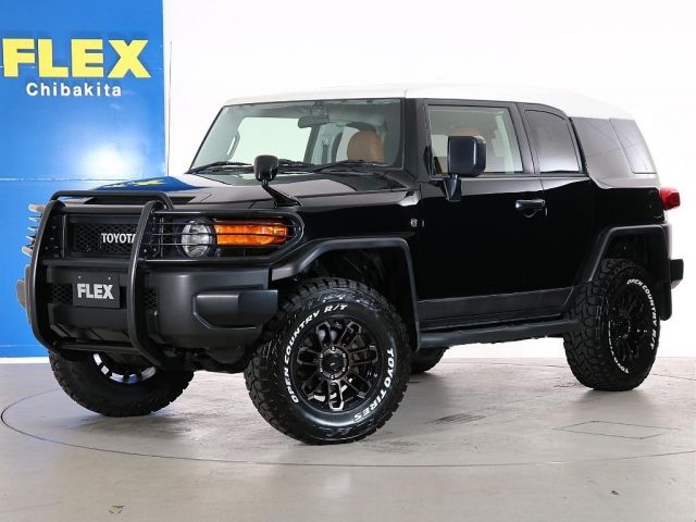 TOYOTA FJ CRUISER 4WD 2012