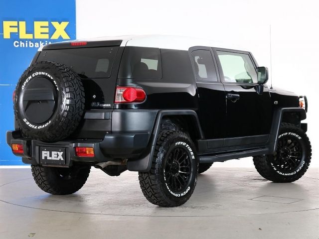 TOYOTA FJ CRUISER 4WD 2012