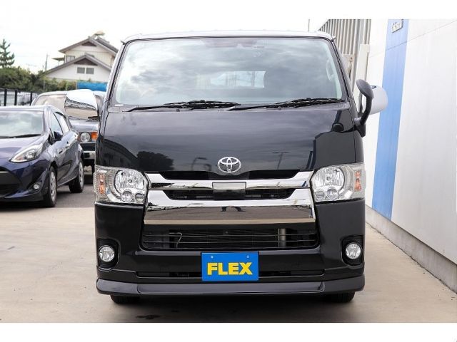 TOYOTA HIACE van 4WD 2018