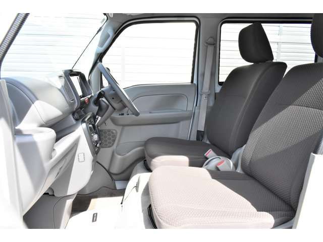 MITSUBISHI MINICAB van 2024