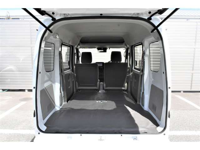 MITSUBISHI MINICAB van 2024