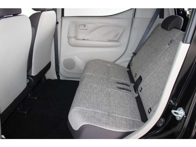 MITSUBISHI eK WAGON 2024