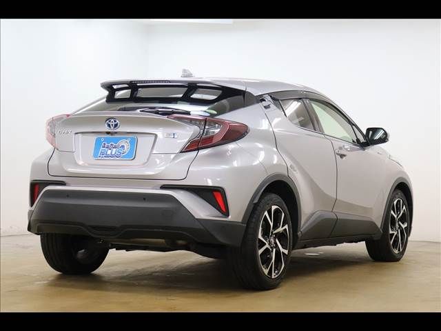 TOYOTA C-HR 2018