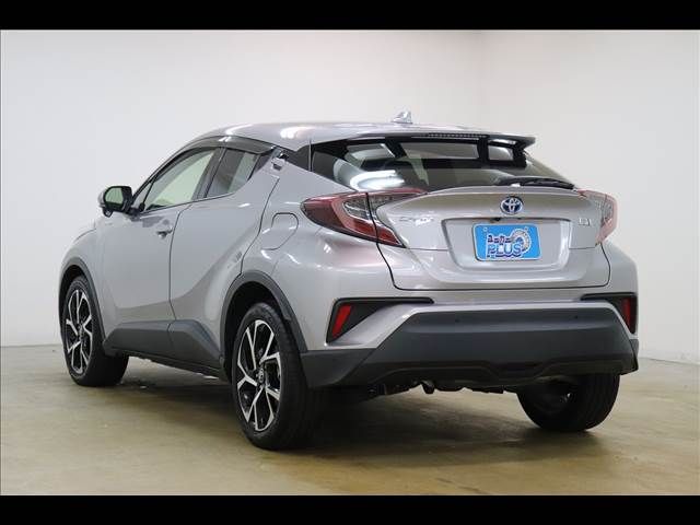 TOYOTA C-HR 2018