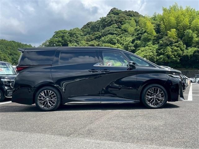 TOYOTA VELLFIRE  HYBRID 2024