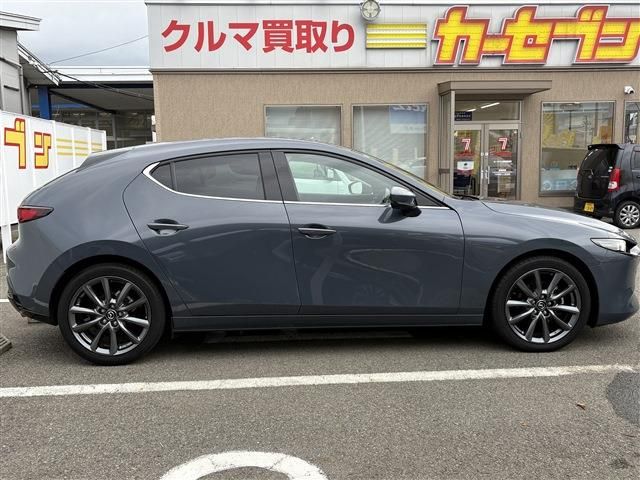 MAZDA MAZDA3 FASTBACK 2022