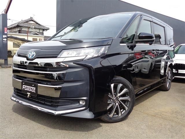 TOYOTA NOAH HYBRID 4WD 2024