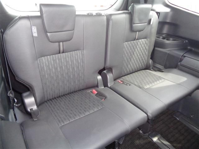 TOYOTA NOAH HYBRID 4WD 2024