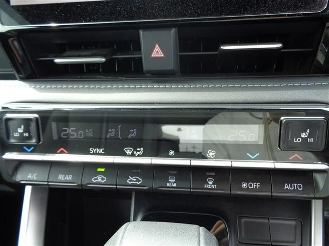 TOYOTA NOAH HYBRID 4WD 2024