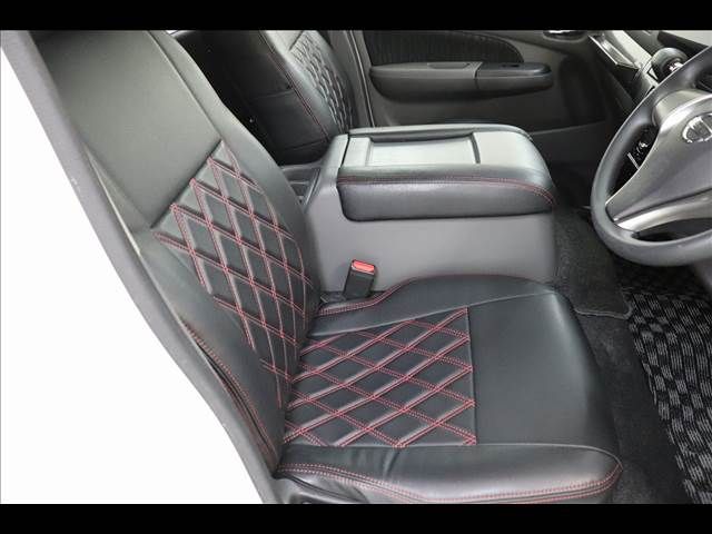 NISSAN NV350 CARAVAN 2018