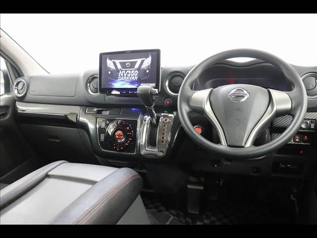 NISSAN NV350 CARAVAN 2018