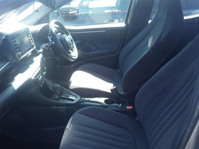 TOYOTA YARIS HYBRID 2020