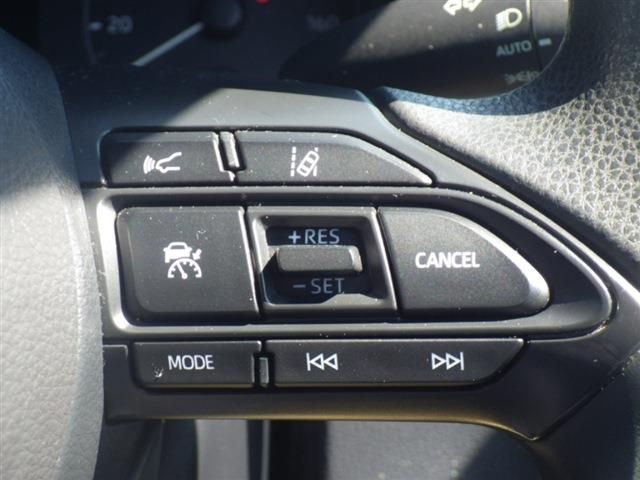 TOYOTA YARIS HYBRID 2020