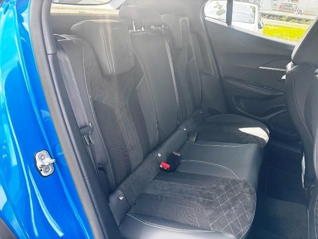 PEUGEOT PEUGEOT 2008 2022