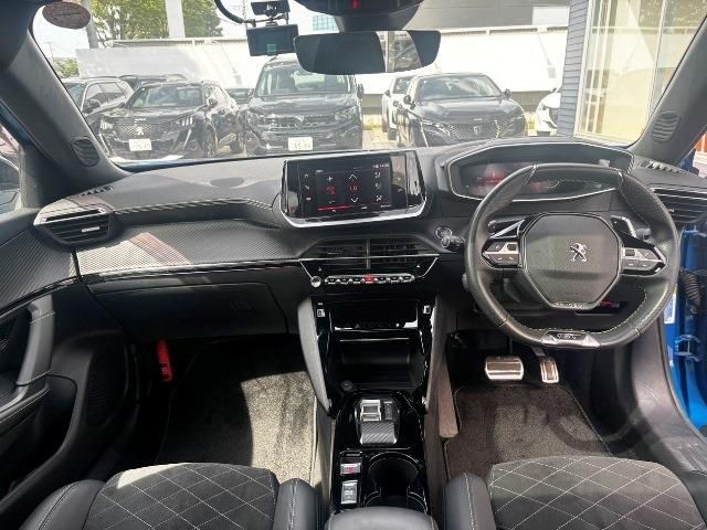 PEUGEOT PEUGEOT 2008 2022