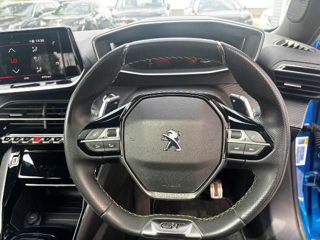 PEUGEOT PEUGEOT 2008 2022