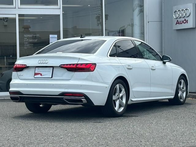 AUDI AUDI A4 2022