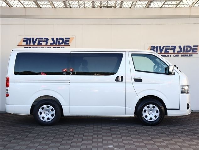 TOYOTA HIACE van 2WD 2020