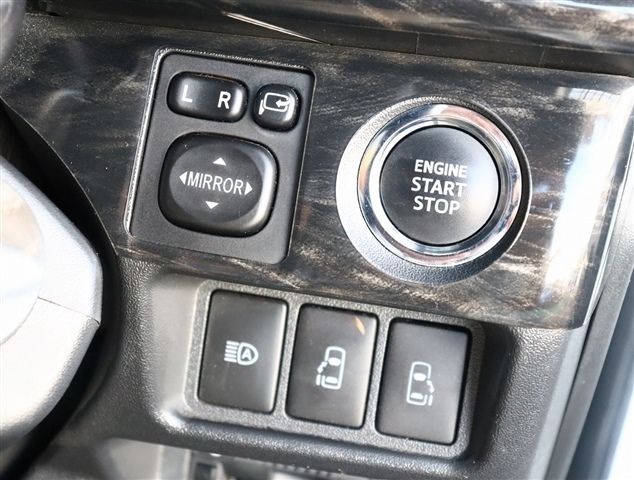 TOYOTA HIACE van 2WD 2020