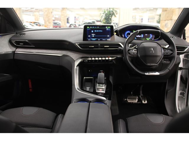 PEUGEOT PEUGEOT 3008 2023