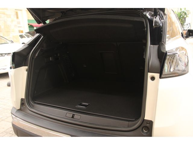 PEUGEOT PEUGEOT 3008 2023