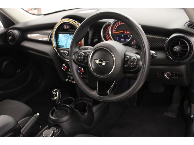 BMW MINI COOPER S 5DOOR 2018