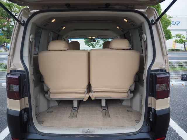 MITSUBISHI DELICA D:5 4WD 2007