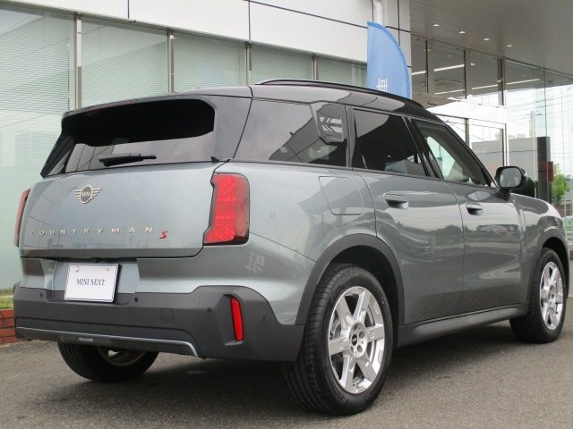 BMW MINI COUNTRYMAN 2025