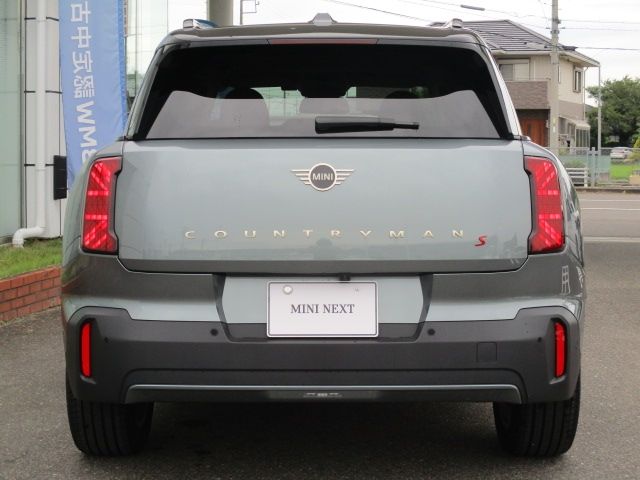 BMW MINI COUNTRYMAN 2025