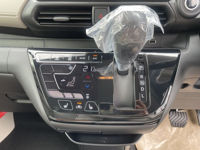 MITSUBISHI eK WAGON 4WD 2025