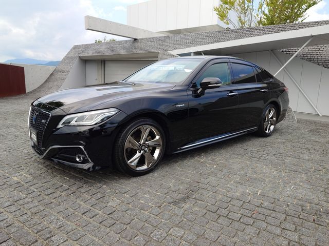 TOYOTA CROWN sedan hybrid 2018