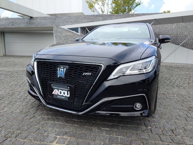 TOYOTA CROWN sedan hybrid 2018