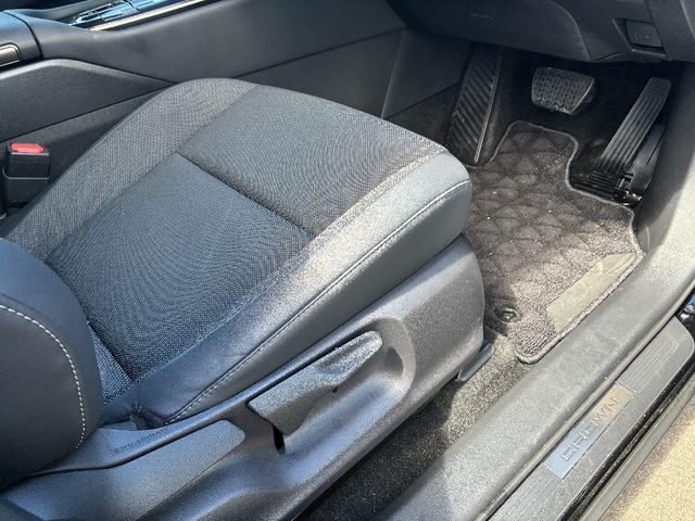 TOYOTA CROWN CROSSOVER 2024