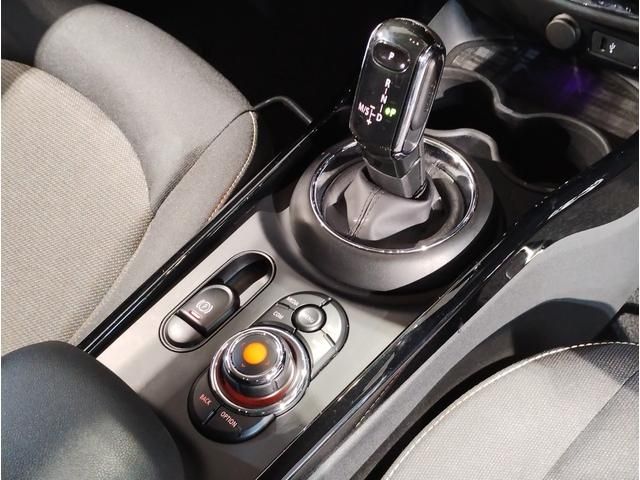 BMW MINI COOPER D CLUBMAN 2020