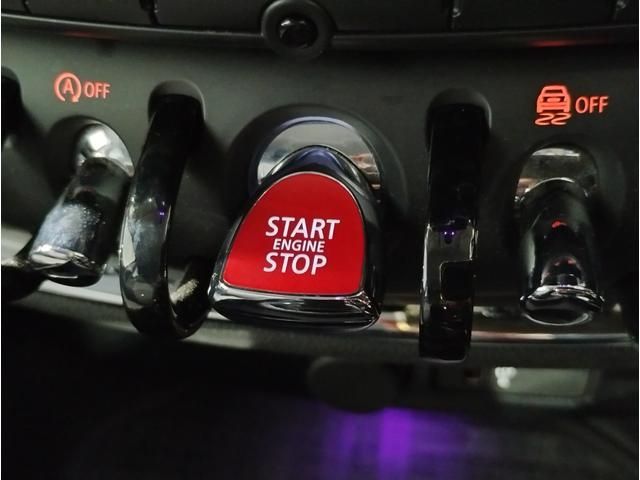 BMW MINI COOPER D CLUBMAN 2020