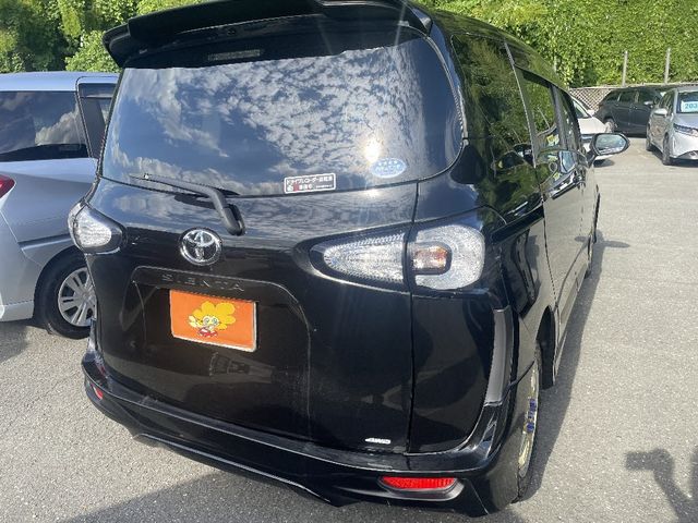 TOYOTA SIENTA 4WD 2017