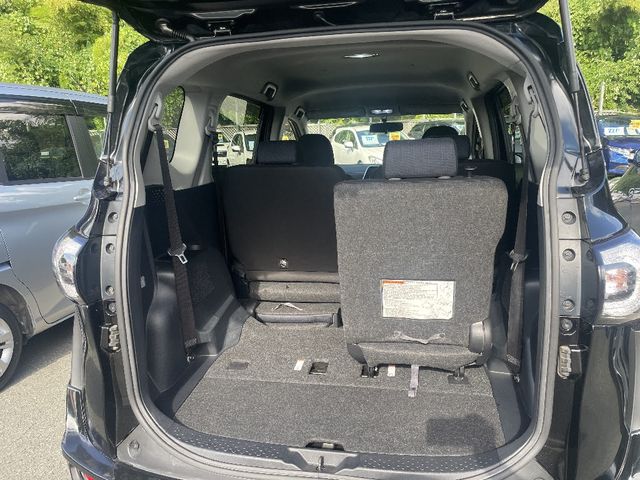 TOYOTA SIENTA 4WD 2017