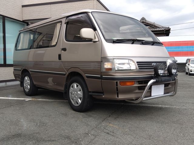 TOYOTA HIACE wagon 1995