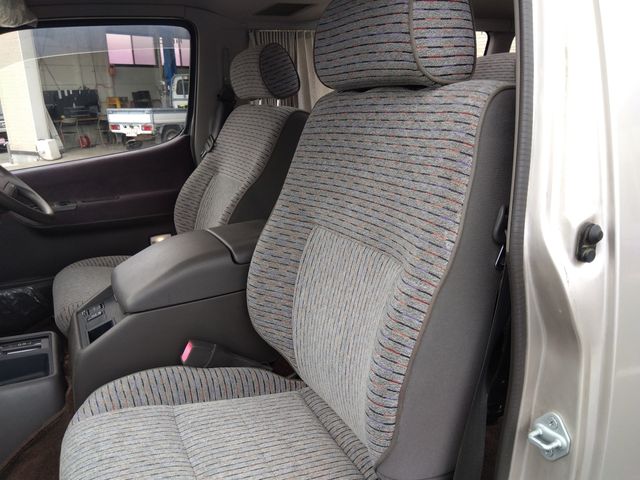 TOYOTA HIACE wagon 1995