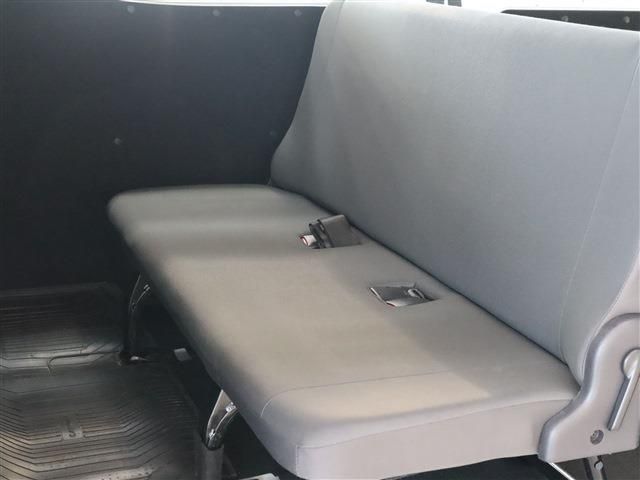 NISSAN NV350 CARAVAN 2023