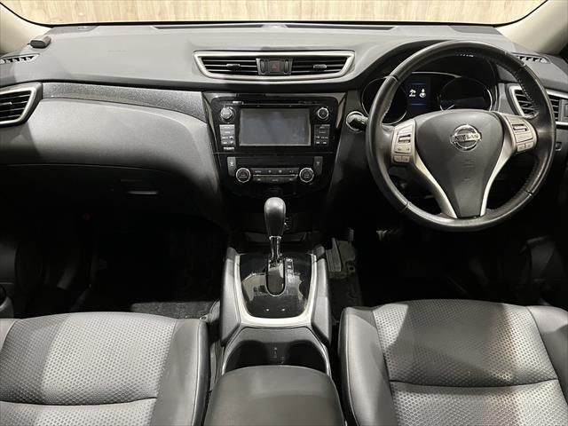 NISSAN X-TRAIL 2WD 2015