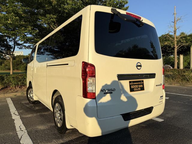 NISSAN NV350 CARAVAN 4WD 2015