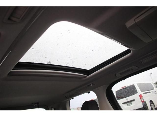 TOYOTA VELLFIRE  HYBRID 4WD 2015