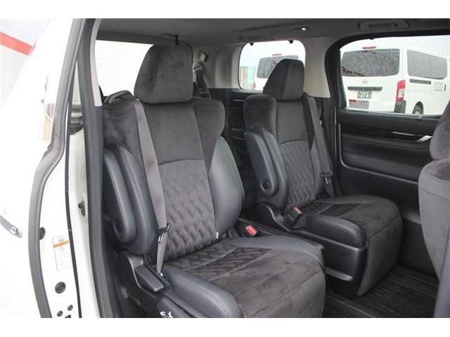 TOYOTA VELLFIRE  HYBRID 4WD 2015