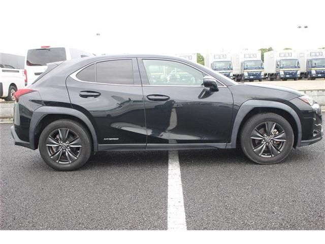 TOYOTA LEXUS UX250h 2020