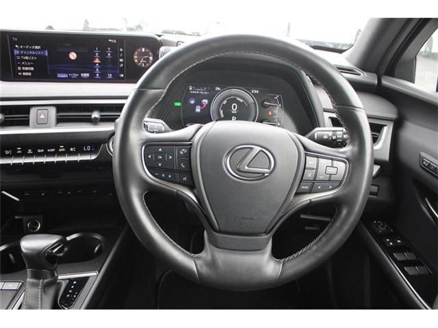 TOYOTA LEXUS UX250h 2020